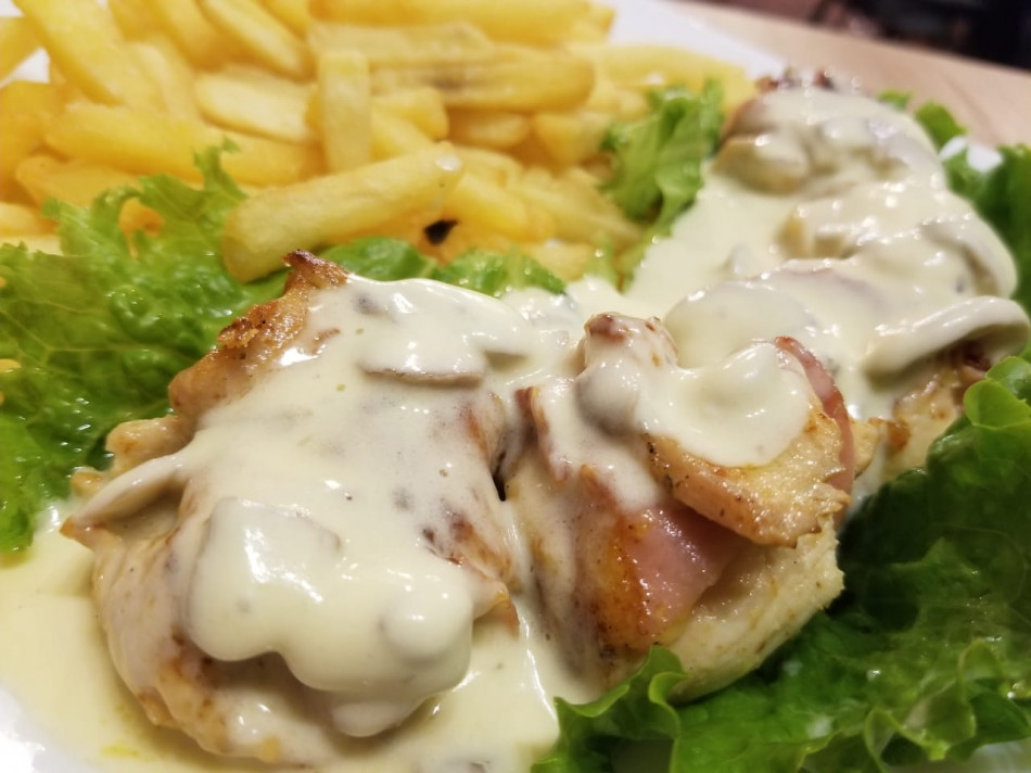 CORDON BLEU